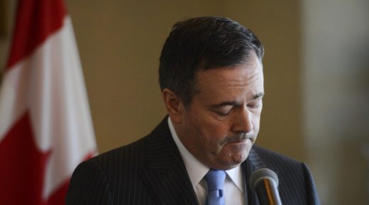 Jason Kenney, un premier ministre écorché par la pandémie