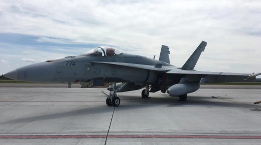 Les avions qui remplaceront les CF-18 devraient être choisis en 2022