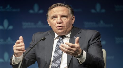 Legault défend sa réforme auprès de Trudeau