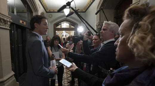 Immigration : Trudeau maintient sa position face aux demandes de Legault