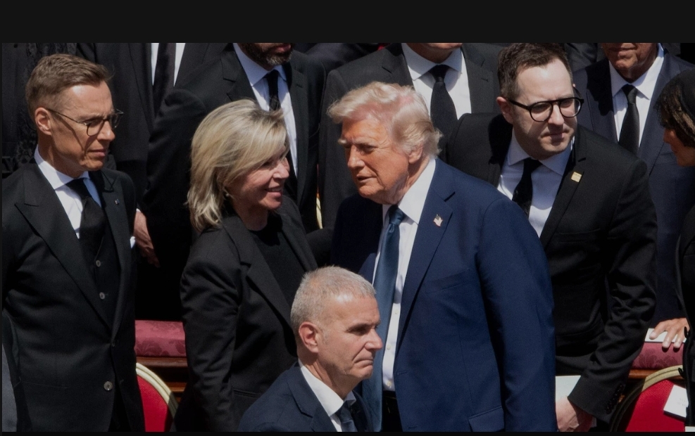 « Quebec, Canada! We’ll make a deal! », lance Donald Trump