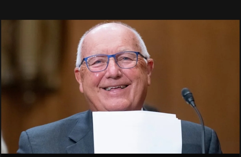 L’ambassadeur américain dit qu’il a le budget canadien de la défense à l’œil