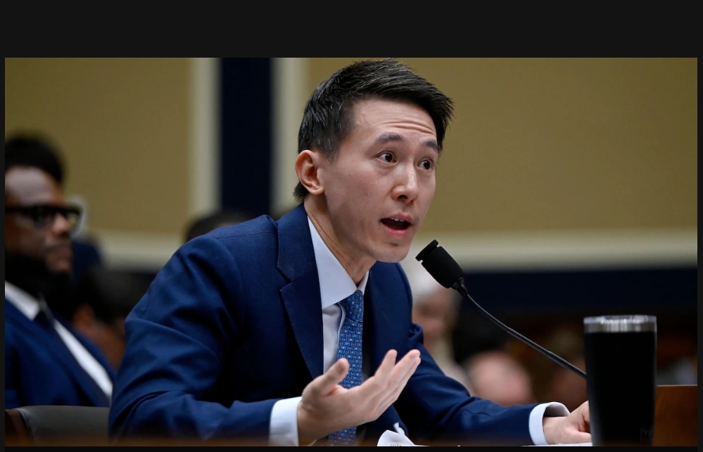 Le PDG de TikTok veut rencontrer Mélanie Joly sur la fin de ses activités au pays