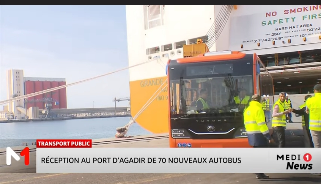 Réception au port d´Agadir de 70 nouveaux autobus