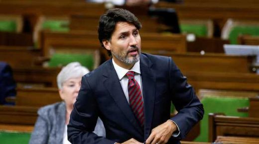 Transferts en santé: Trudeau refuse d’envoyer des « chèques en blanc » aux provinces