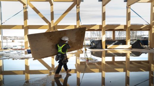 Québec investit 120 millions dans le secteur de la construction