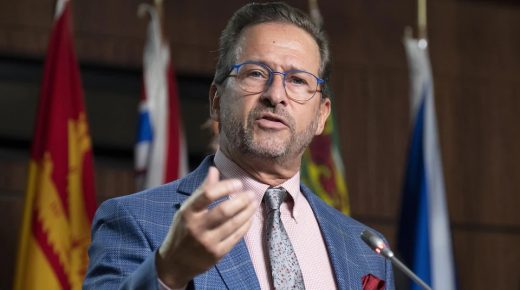 Le Bloc forcera un vote sur la fin des liens entre Ottawa et la couronne britannique