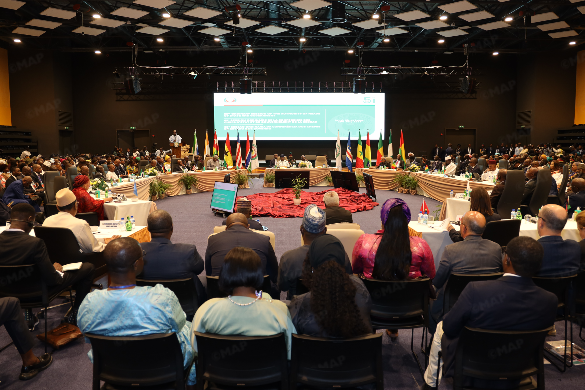 Freetown : Les pays de la CEDEAO adhèrent au Gazoduc Africain Atlantique Nigéria-Maroc initié par Sa Majesté le Roi Mohammed VI, que Dieu L’assiste