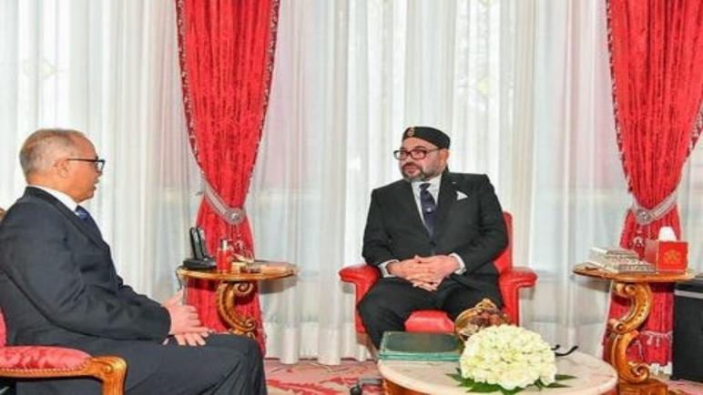 Le roi Mohammed VI reçoit le rapport du Comité du modèle de développement